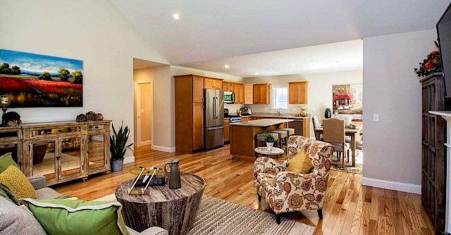 Cranberry living room and kitchen