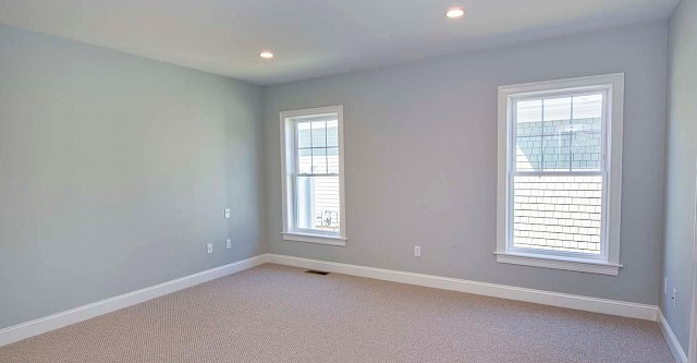 Forsythia bedroom