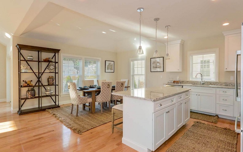 Elderberry kitchen and dining area