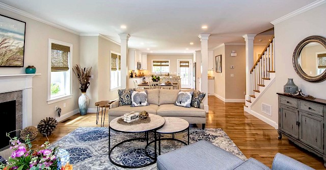 Hydrangea living room